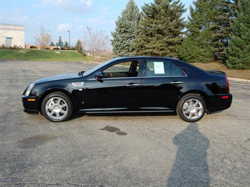 Cadillac STS 2009 photo 4