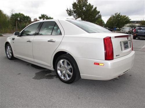 Cadillac STS 2009 photo 1