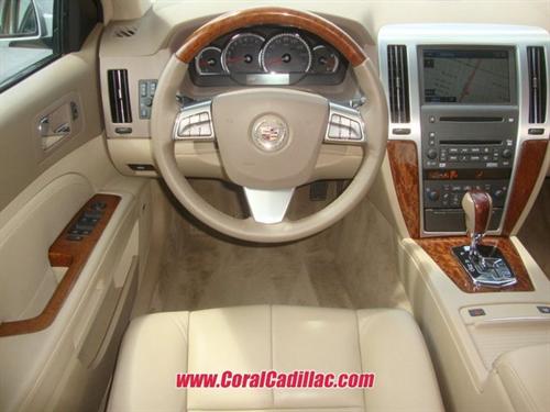 Cadillac STS 2009 photo 1