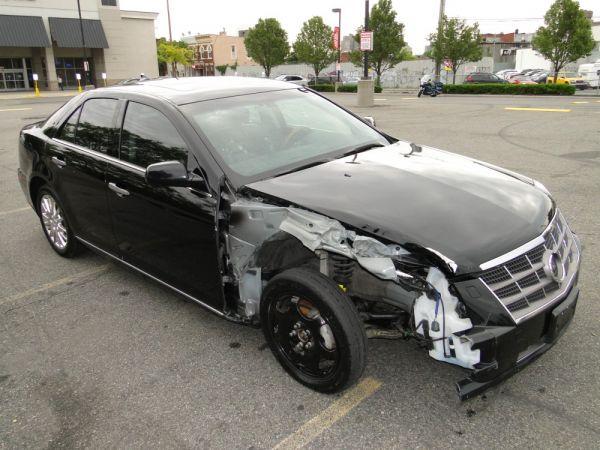 Cadillac STS 2009 photo 3