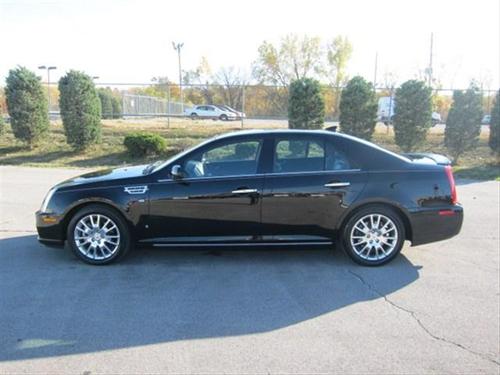 Cadillac STS 2009 photo 4