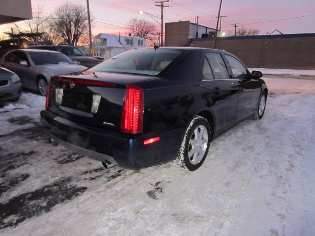 Cadillac STS 2009 photo 4