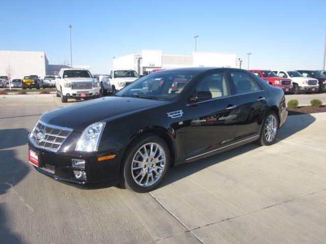 Cadillac STS SL Hatchback 4D Sedan