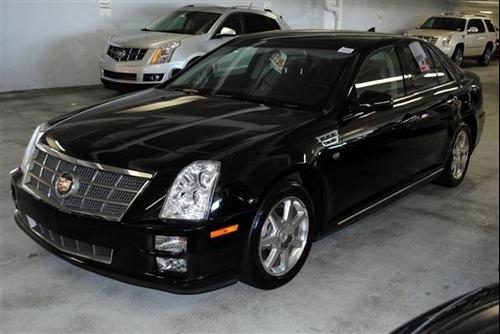 Cadillac STS 2010 photo 3