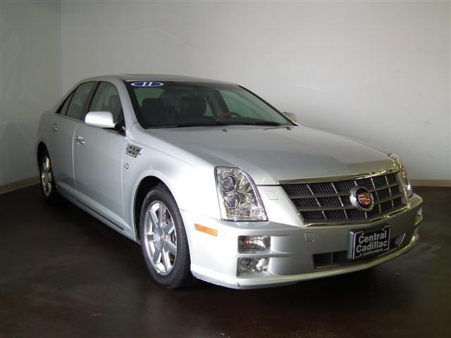 Cadillac STS 2WD KING Ranch Sedan