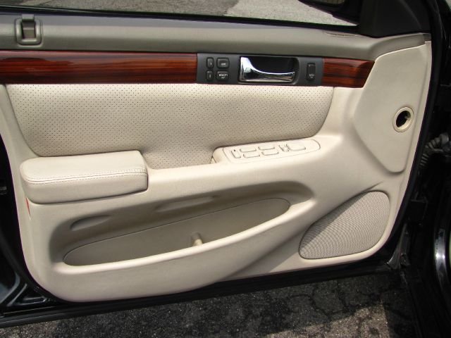 Cadillac SEVILLE 2002 photo 8