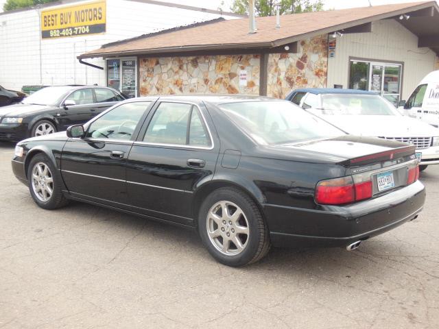 Cadillac SEVILLE DTS Sedan