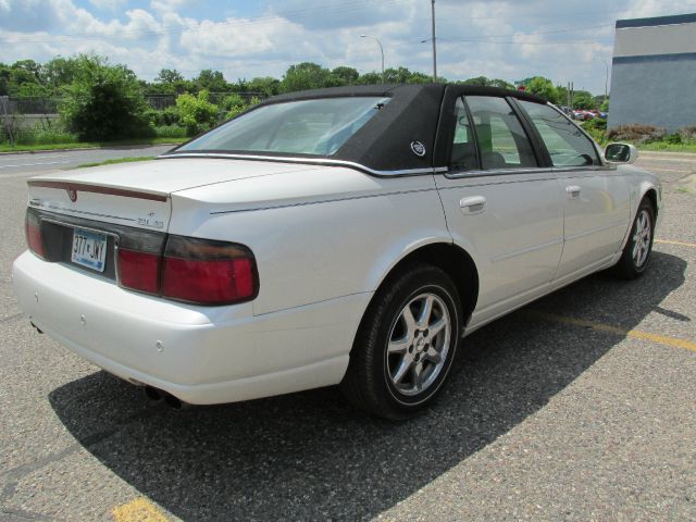 Cadillac SEVILLE 2003 photo 4