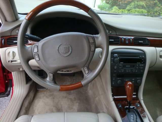 Cadillac SEVILLE 2003 photo 17