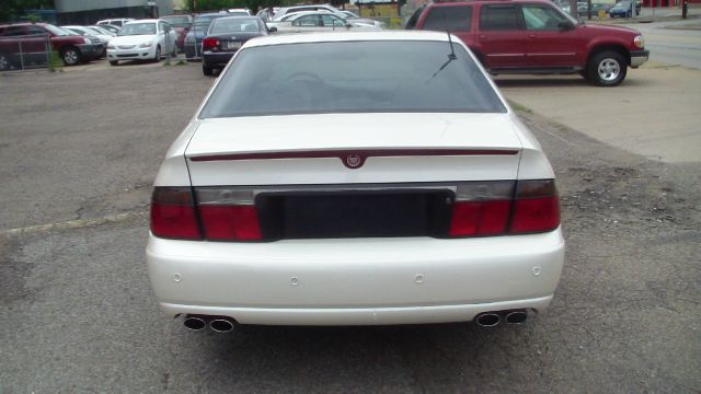 Cadillac SEVILLE 2003 photo 2