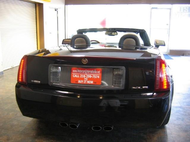 Cadillac XLR 2007 photo 2