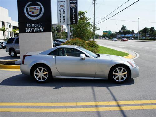 Cadillac XLR 2008 photo 3