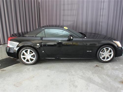 Cadillac XLR 2008 photo 2