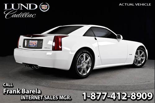 Cadillac XLR 2008 photo 2