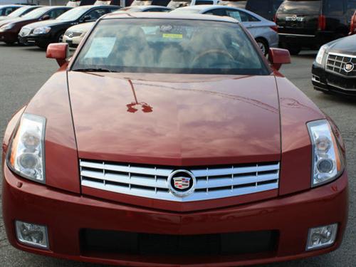 Cadillac XLR 2008 photo 1