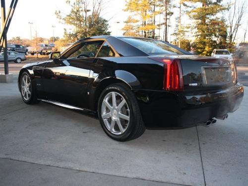 Cadillac XLR 2008 photo 1