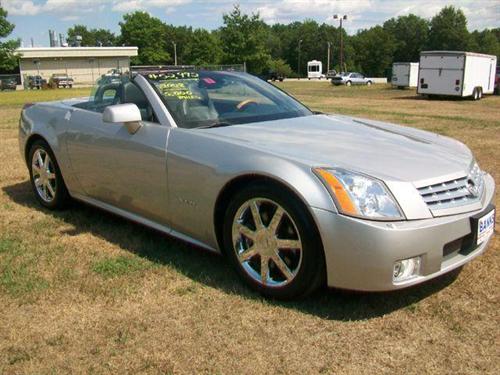 Cadillac XLR 2008 photo 2