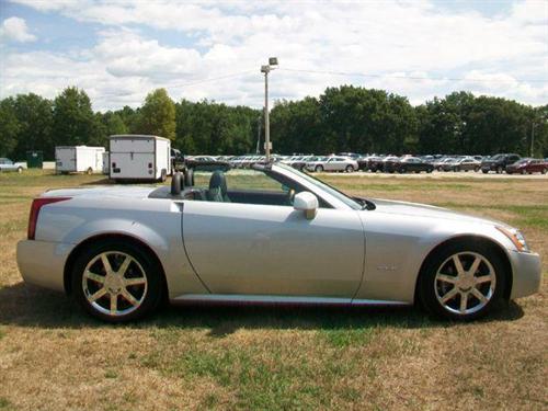 Cadillac XLR 2008 photo 3