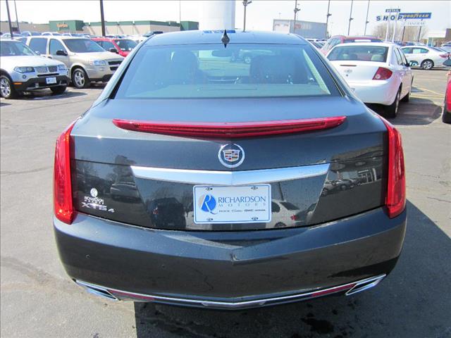 Cadillac XTS Coupe Sedan