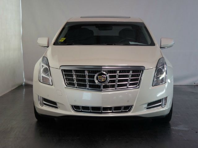 Cadillac XTS 2013 photo 8