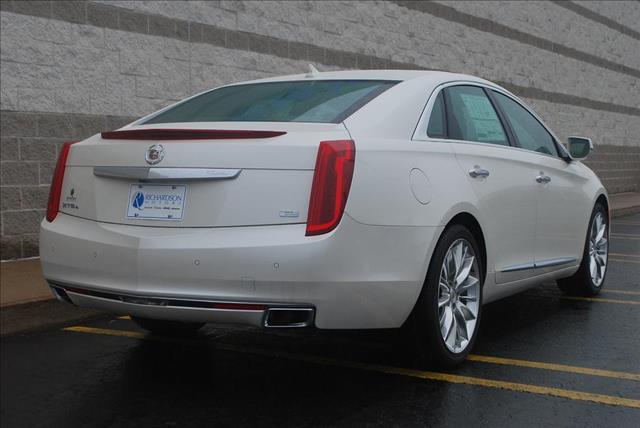 Cadillac XTS 2013 photo 30