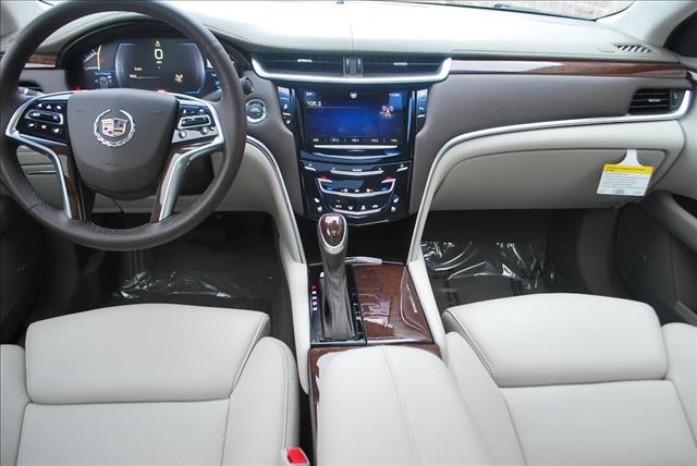 Cadillac XTS 2013 photo 36