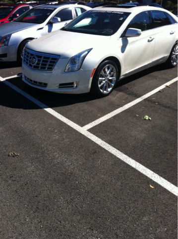 Cadillac XTS 2013 photo 1