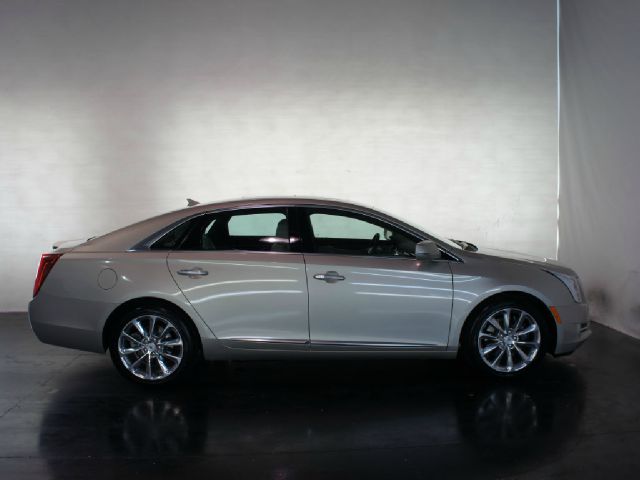 Cadillac XTS Coupe Sedan