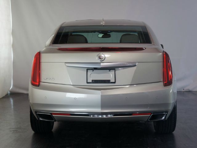 Cadillac XTS 2013 photo 3