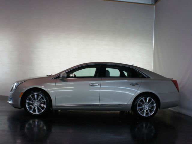 Cadillac XTS 2013 photo 8