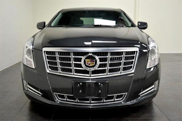 Cadillac XTS 2013 photo 2