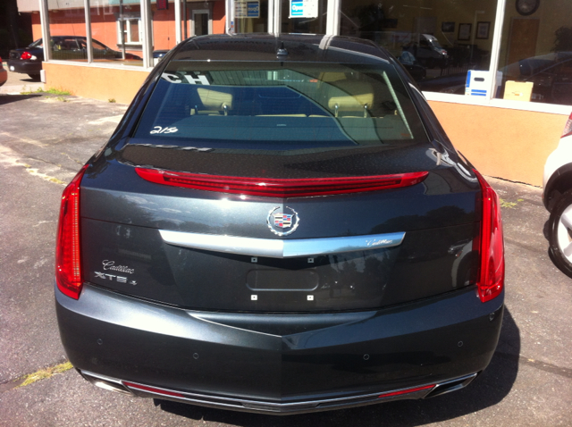 Cadillac XTS 2013 photo 3