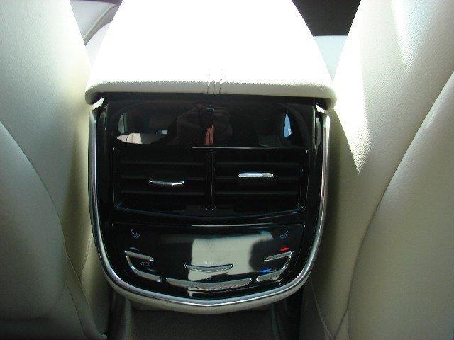 Cadillac XTS 2014 photo 3