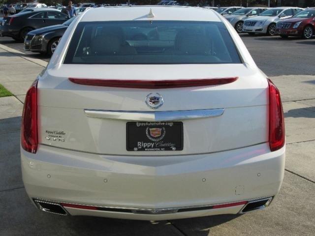 Cadillac XTS 2014 photo 3