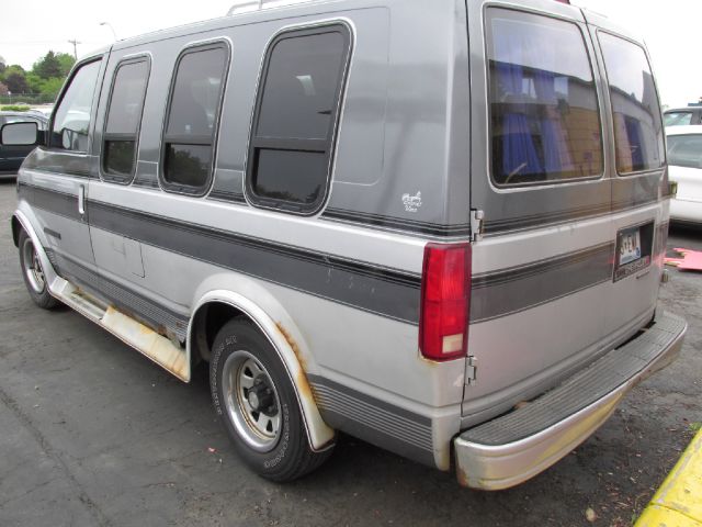 Chevrolet Astro 1990 photo 5