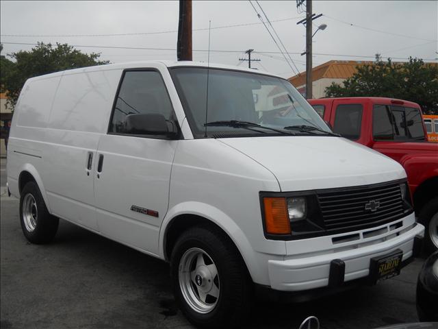 Chevrolet Astro JA 2WD Passenger Van