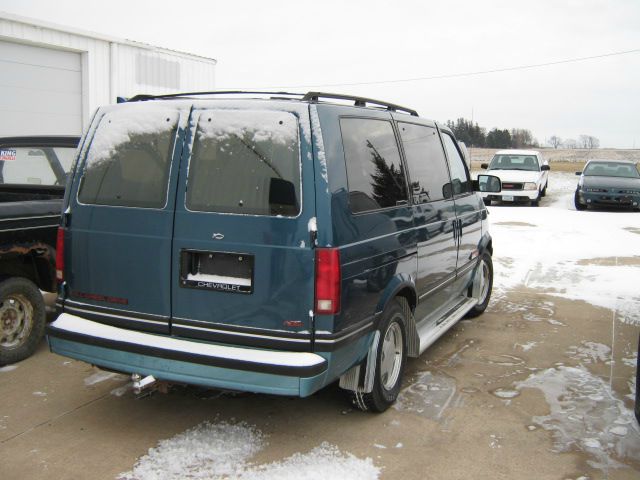 Chevrolet Astro 1993 photo 1