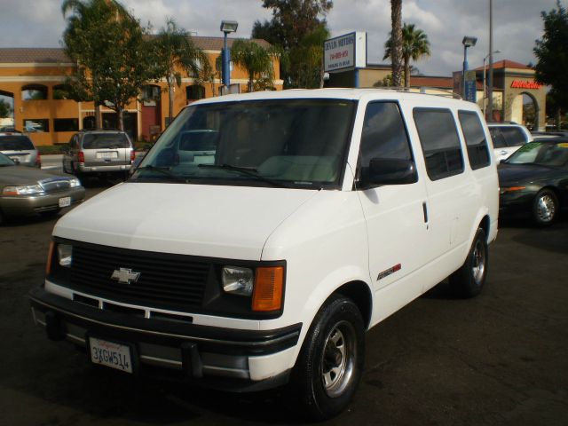 Chevrolet Astro 1994 photo 4