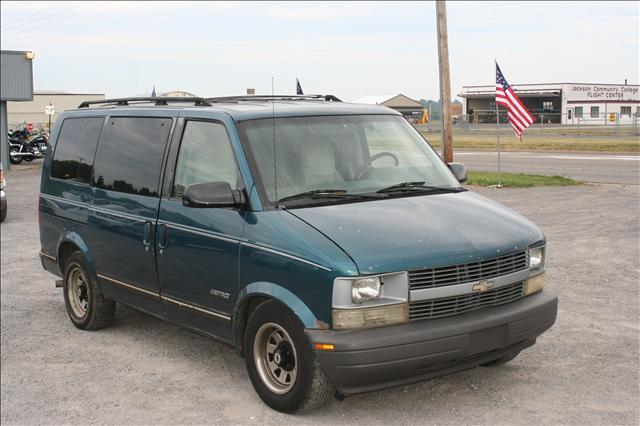 Chevrolet Astro 1995 photo 3