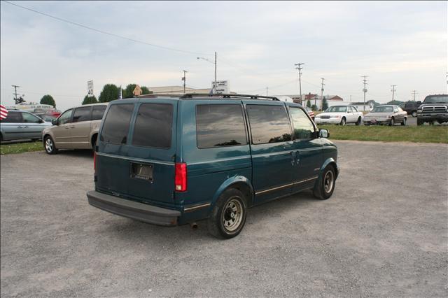 Chevrolet Astro 1995 photo 5