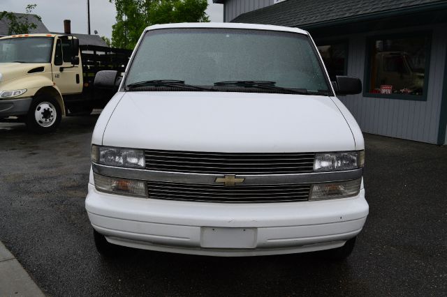 Chevrolet Astro 1996 photo 14