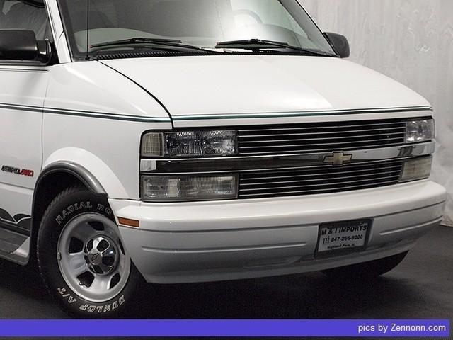 Chevrolet Astro 1997 photo 1