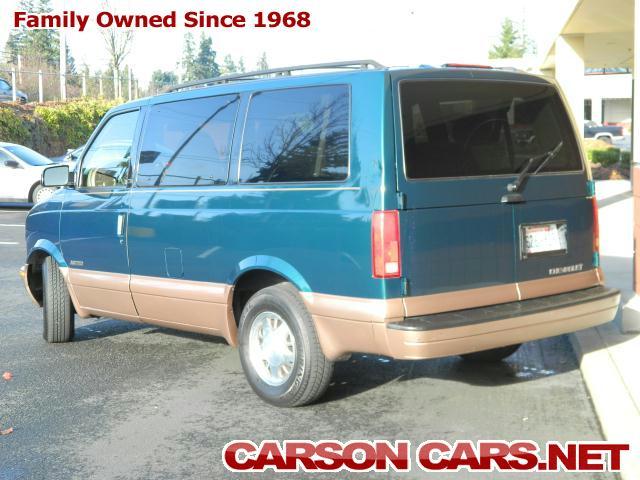 Chevrolet Astro 1997 photo 2