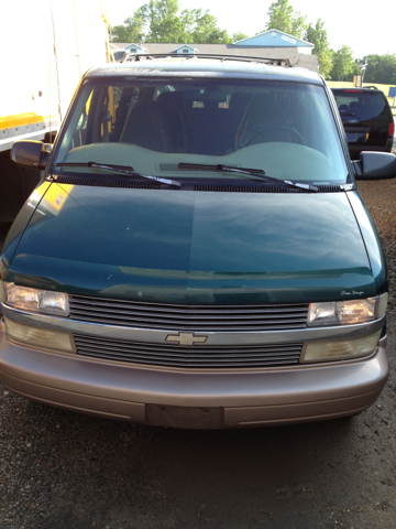 Chevrolet Astro 1997 photo 2