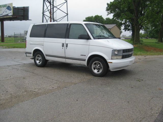 Chevrolet Astro 1997 photo 8