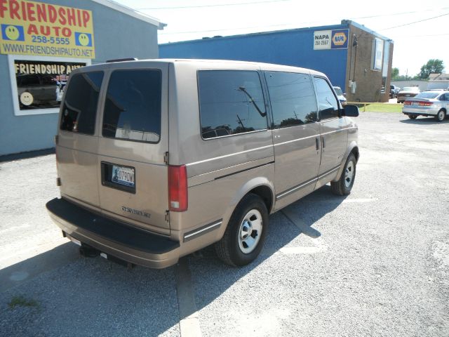 Chevrolet Astro 1997 photo 4