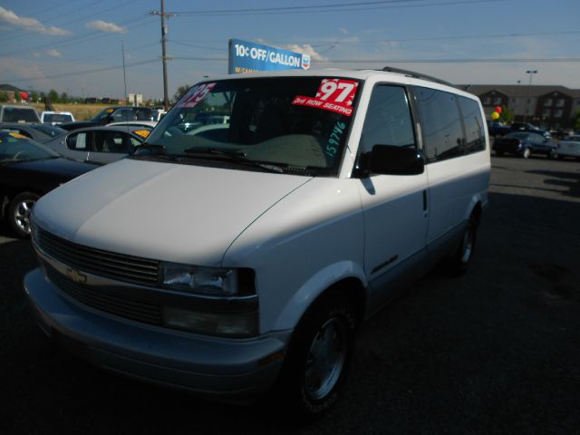 Chevrolet Astro 1997 photo 2