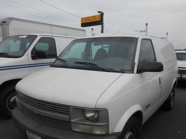 Chevrolet Astro 1998 photo 1