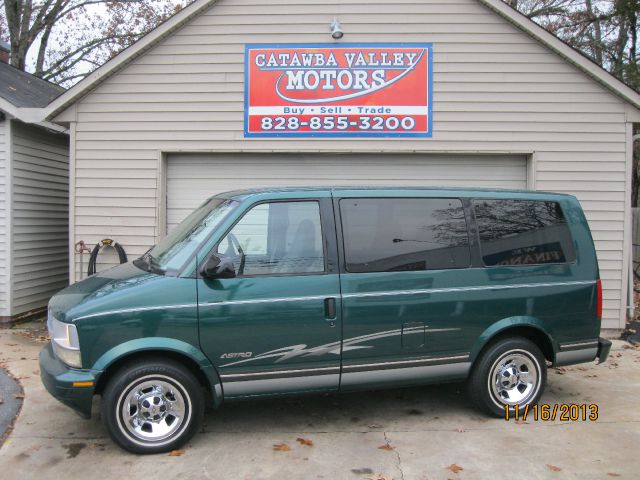 Chevrolet Astro 1998 photo 1