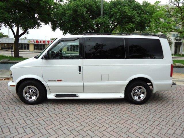 Chevrolet Astro 1999 photo 16